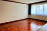 2 Bedroom Condo for rent in Khlong Toei Nuea, Bangkok near MRT Phetchaburi