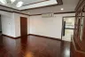 3 Bedroom Condo for rent in Sethiwan Palace Sukhumvit 4, Khlong Toei, Bangkok near BTS Nana