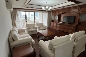 3 Bedroom Condo for rent in Sethiwan Palace Sukhumvit 4, Khlong Toei, Bangkok near BTS Nana
