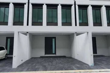 3 Bedroom Townhouse for Sale or Rent in The Pearl Residence Charansanitwong-Sirindhorn, Bang Phlat, Bangkok near MRT Sirindhorn