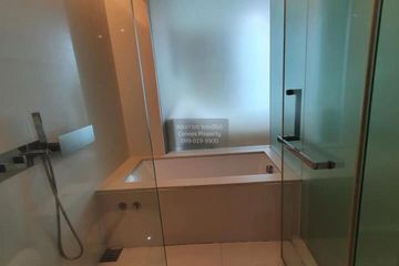 1 Bedroom Condo for rent in The Room Sukhumvit 21, Khlong Toei Nuea, Bangkok near MRT Sukhumvit