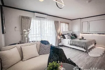 Condo for sale in The Escape Building B, Bang Chak, Bangkok near BTS Punnawithi