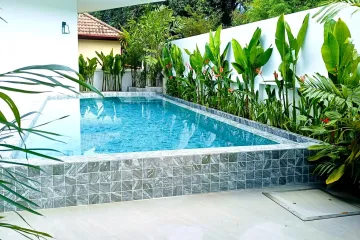 2 Bedroom Villa for sale in Chalong, Phuket