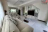 5 Bedroom House for Sale or Rent in Na Kluea, Chonburi