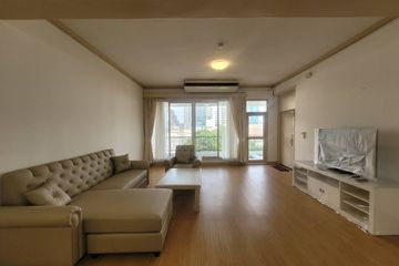 3 Bedroom Condo for rent in Khlong Tan Nuea, Bangkok