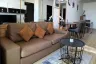 1 Bedroom Condo for rent in Sky Walk Condominium, Phra Khanong Nuea, Bangkok near BTS Phra Khanong