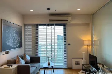 1 Bedroom Condo for sale in Fuse Sathorn - Taksin, Bang Lamphu Lang, Bangkok near BTS Wongwian Yai
