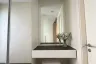 1 Bedroom Condo for rent in LIV @5, Khlong Toei Nuea, Bangkok near BTS Nana