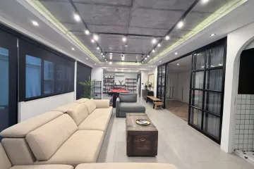 2 Bedroom Condo for Sale or Rent in Saranjai Mansion, Khlong Toei, Bangkok near BTS Nana