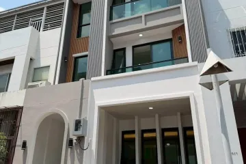 4 Bedroom Townhouse for sale in Prominent Place, Bang Chak, Bangkok near BTS Punnawithi