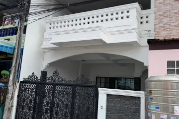 2 Bedroom Townhouse for sale in Paradise Hill, Nong Prue, Chonburi