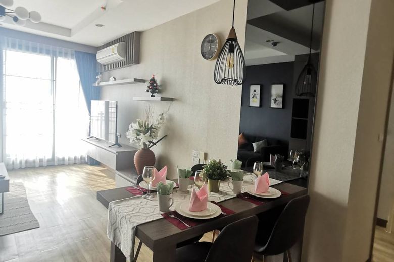 2 Bedroom Condo For Rent