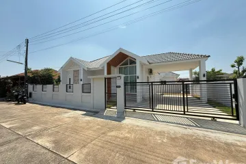 3 Bedroom House for rent in San Phak Wan, Chiang Mai