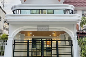 3 Bedroom Townhouse for sale in Sai Ma, Nonthaburi
