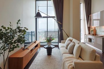 2 Bedroom Condo for sale in C Ekkamai, Khlong Tan Nuea, Bangkok near BTS Ekkamai