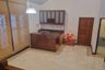 2 Bedroom House for rent in Chan Kasem, Bangkok
