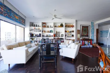 3 Bedroom Condo for sale in Castle Hill Mansion, Phra Khanong Nuea, Bangkok near BTS Ekkamai