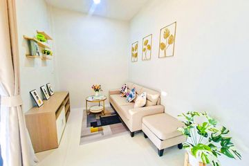 2 Bedroom Townhouse for sale in Na Kluea, Chonburi