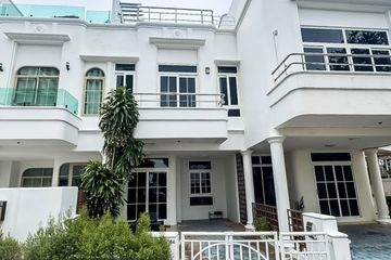 3 Bedroom House for sale in Na Kluea, Chonburi
