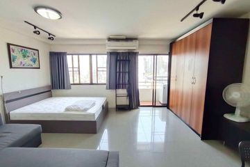 Condo for rent in Saranjai Mansion, Khlong Toei, Bangkok near BTS Nana