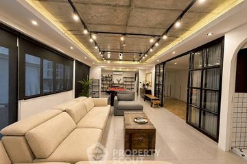 2 Bedroom Condo for sale in Saranjai Mansion, Khlong Toei, Bangkok near BTS Nana
