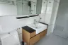 2 Bedroom Condo for rent in Thru Thonglor, Bang Kapi, Bangkok near MRT Phetchaburi