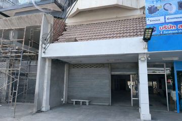 3 Bedroom Commercial for rent in Chang Khlan, Chiang Mai