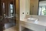 5 Bedroom House for sale in Phra Khanong Nuea, Bangkok