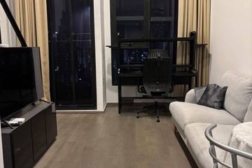 1 Bedroom Condo for rent in Maha Phruettharam, Bangkok near MRT Hua Lamphong