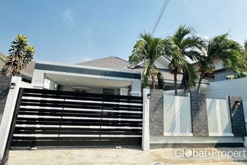 3 Bedroom House for sale in Nong Pla Lai, Chonburi