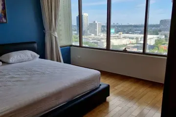 1 Bedroom Condo for rent in The Emporio Place, Khlong Tan, Bangkok near BTS Phrom Phong