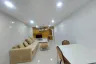 1 Bedroom Condo for rent in Nusa State Tower Condominium, Silom, Bangkok near BTS Surasak