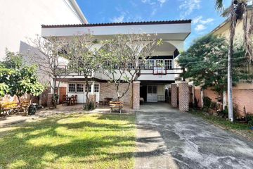 4 Bedroom House for rent in Wat Ket, Chiang Mai