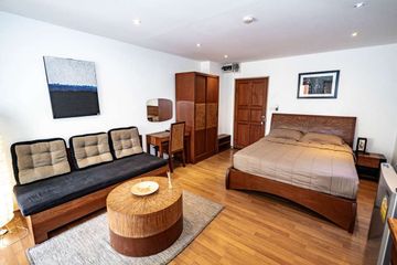 1 Bedroom Condo for sale in Night Bazaar Condotel, Chang Khlan, Chiang Mai