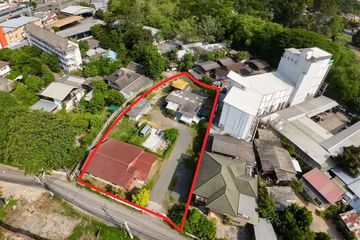 Land for sale in Nong Pa Khrang, Chiang Mai