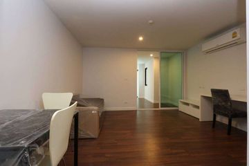 1 Bedroom Condo for sale in Nong Pa Khrang, Chiang Mai