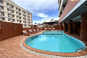 1 Bedroom Condo for sale in Na Kluea, Chonburi
