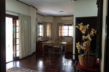2 Bedroom House for rent in Phra Khanong, Bangkok near BTS Ekkamai