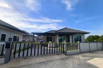 3 Bedroom House for rent in Nong Pla Lai, Chonburi