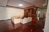 3 Bedroom Condo for rent in Khlong Toei Nuea, Bangkok near MRT Sukhumvit