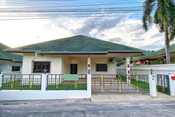 3 Bedroom House for sale in The Village Pattaya, Nong Prue, Chonburi