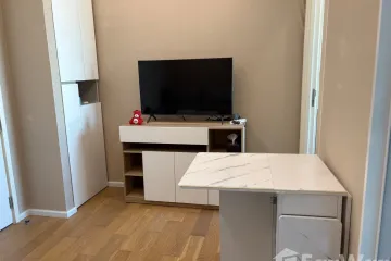 1 Bedroom Condo for rent in The Saint Residences, Chom Phon, Bangkok near MRT Phahon Yothin