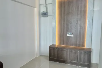 2 Bedroom Condo for sale in Dhennakorn Residence, Lak Song, Bangkok near MRT Phutthamonthon Sai 2
