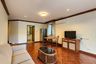 1 Bedroom Condo for rent in Khlong Toei Nuea, Bangkok near MRT Phetchaburi
