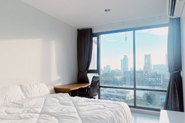 1 Bedroom Condo for rent in Rhythm Sukhumvit 42, Phra Khanong, Bangkok near BTS Ekkamai