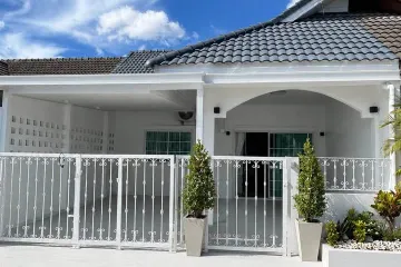 2 Bedroom House for sale in Nong Prue, Chonburi
