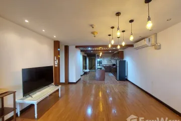 2 Bedroom Condo for rent in Nusa State Tower Condominium, Silom, Bangkok near BTS Surasak
