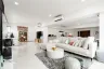 2 Bedroom Condo for sale in Four Street Mansion, Chom Phon, Bangkok near MRT Phahon Yothin