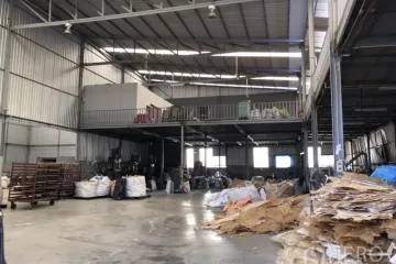 Warehouse / Factory for rent in Phraek Sa, Samut Prakan