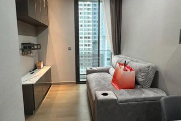 1 Bedroom Condo for rent in The Esse at Singha Complex, Bang Kapi, Bangkok near MRT Phetchaburi